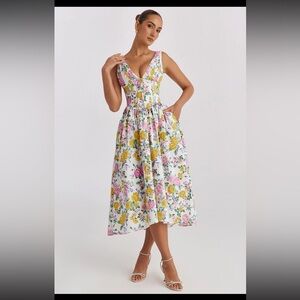 NWOT House of CB Emmelina Floral Dress XS
